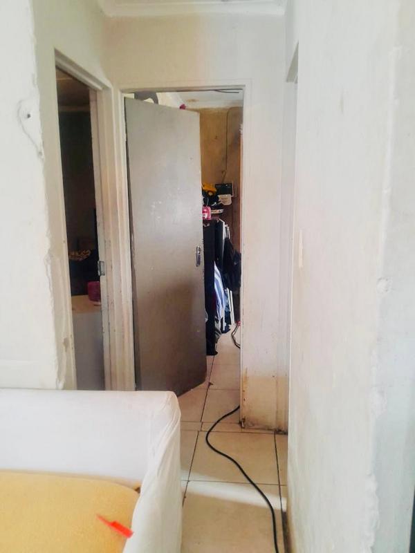 2 Bedroom Property for Sale in Guguletu Western Cape